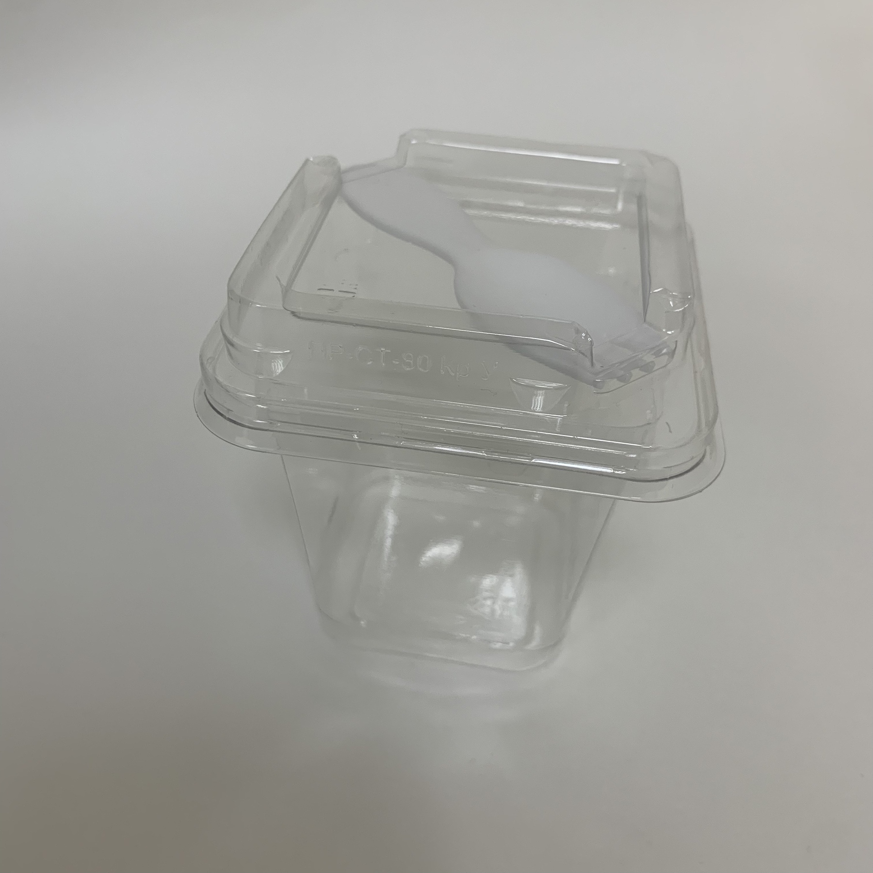 Форма для десерта  с крышкой, 220 мл, 360 компл/упак.