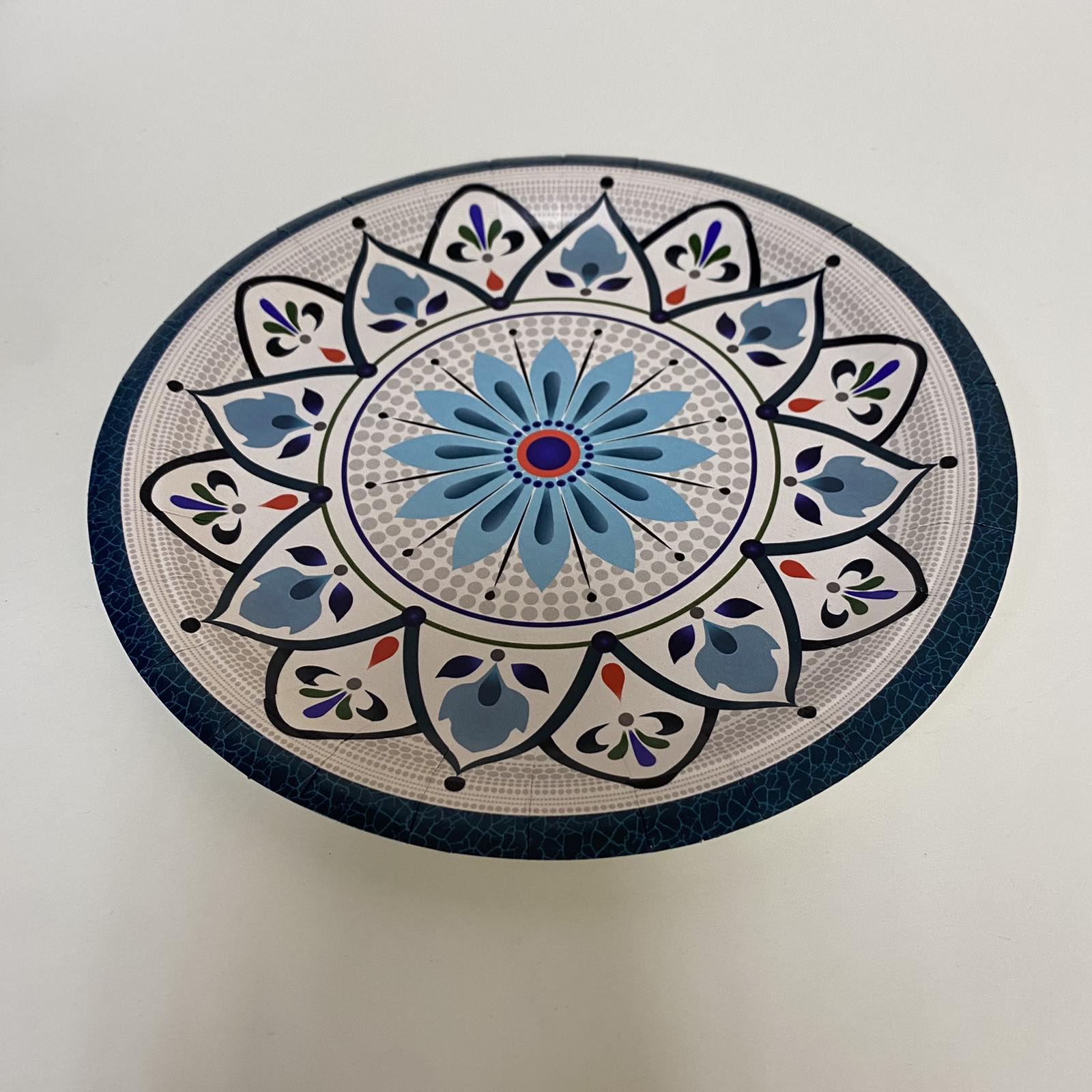 Тарелка бумажная круглая малая 185 мм, Цветок бирюзовый., 100 штук/упак.