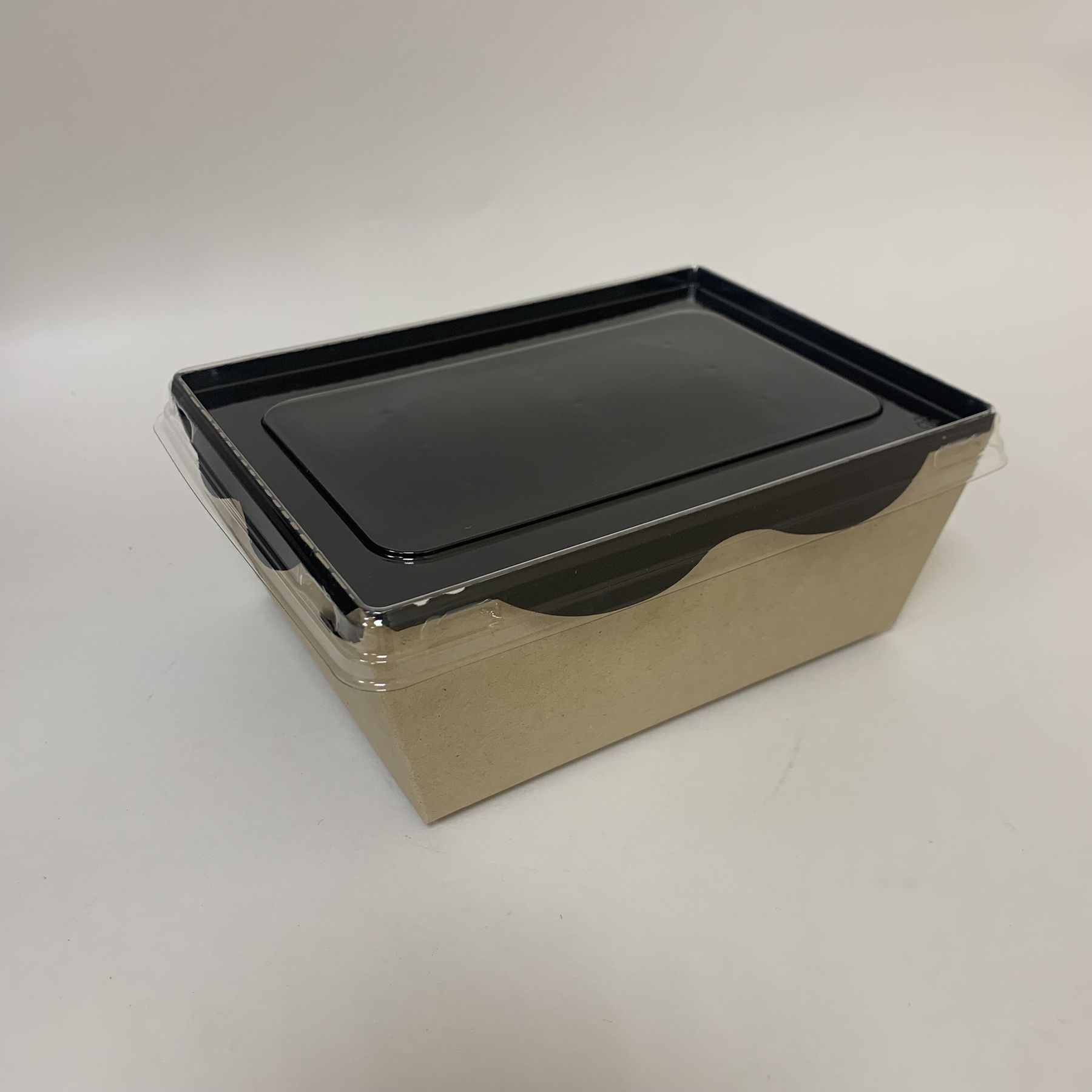 Салатник 800 мл (высокий) с прозрачной плоской крышкой, крафт/черный, 40 штук/упак.