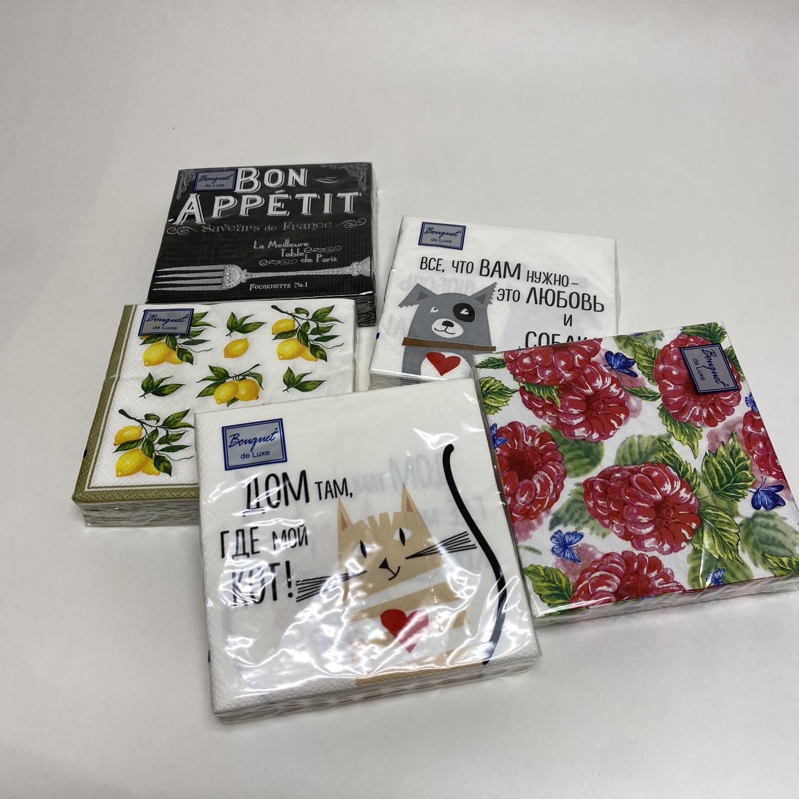 Салфетка бумажная трехслойная цветная 24х24 см см, 25 штук/упак.