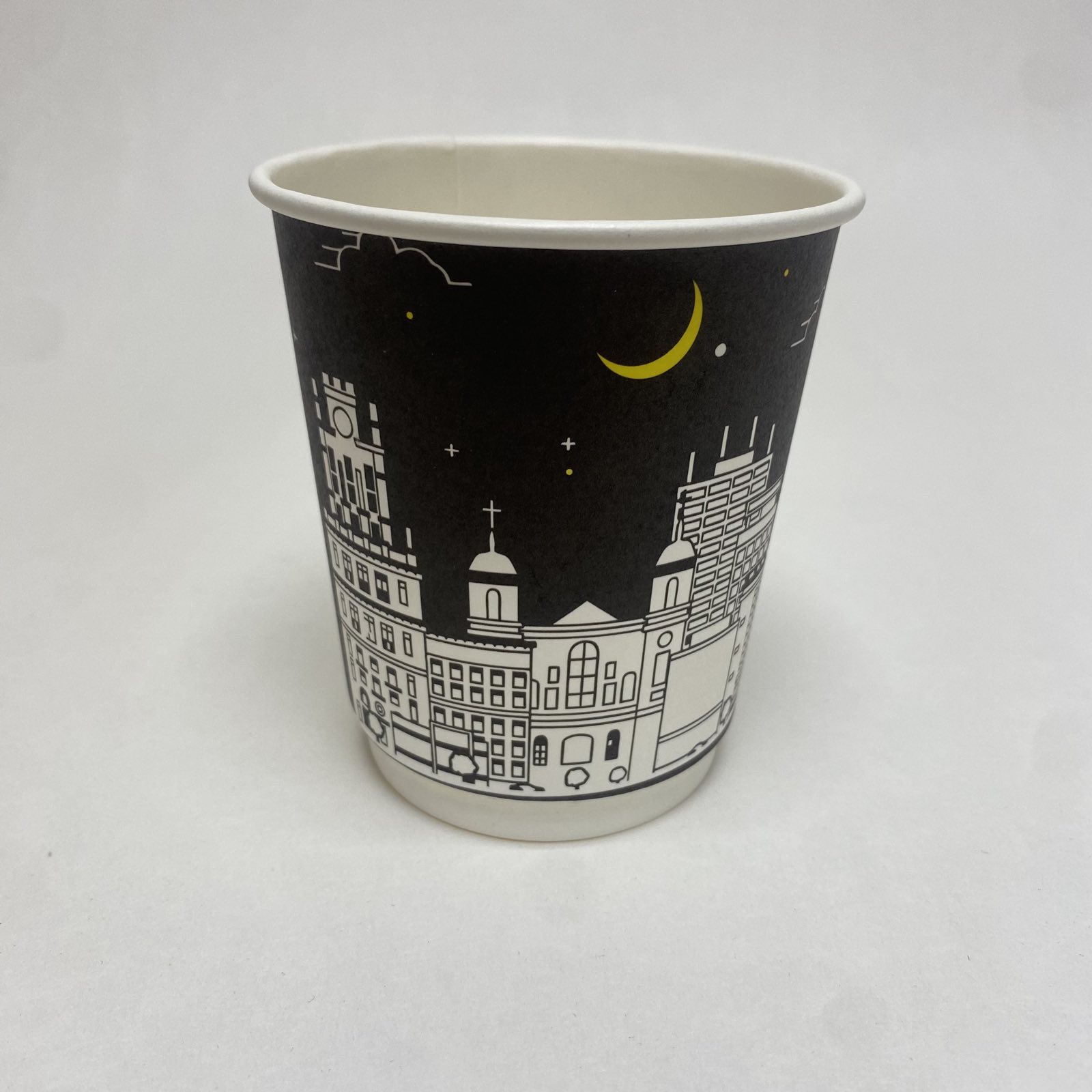 Стакан бумажный 250/270 мл «Ночной Минск», двухслойный, 15 штук/упак.