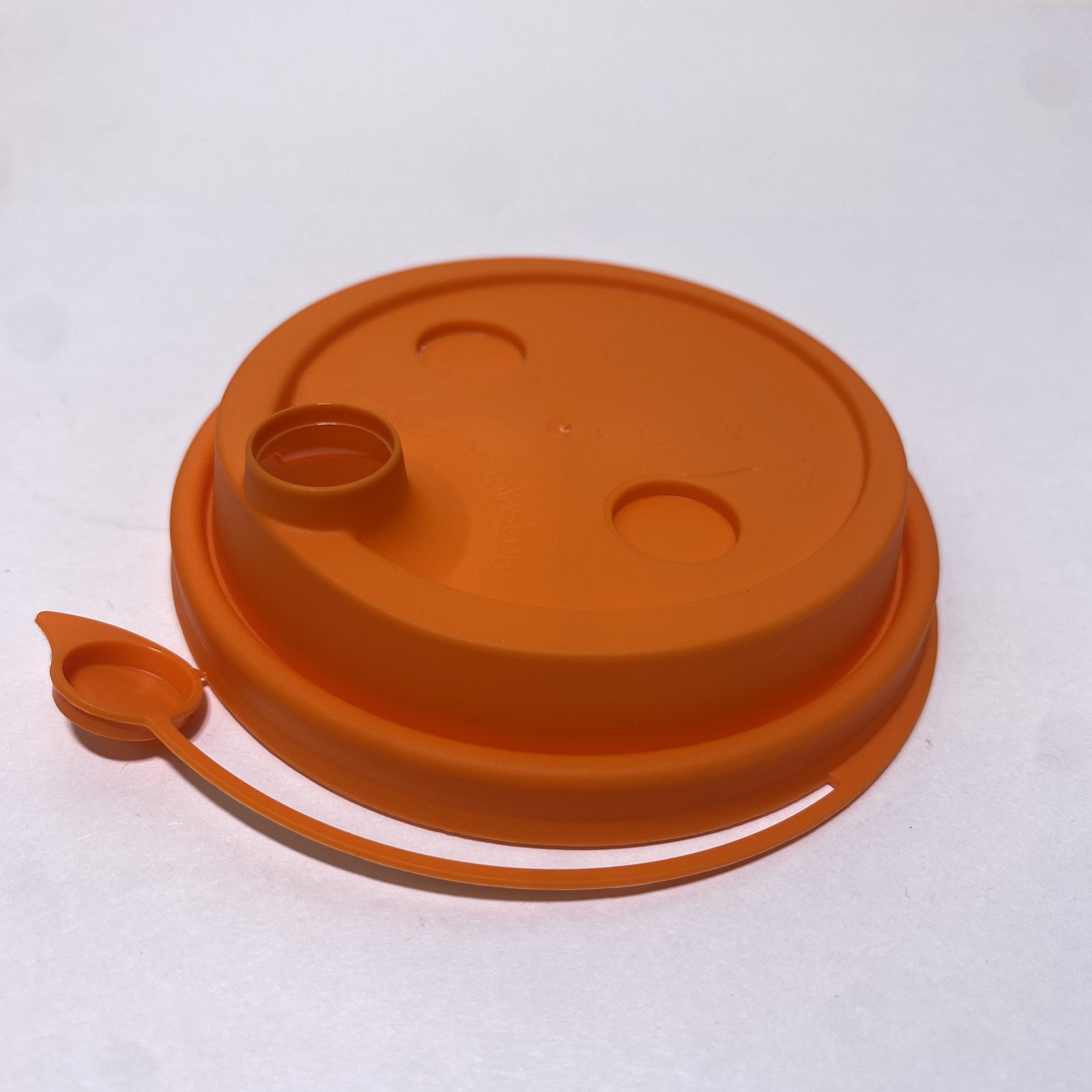 Крышка  ФЛИП ТОП 90 мм, СМАРТПЛАСТ Оранжевая, 50 штук/упак.