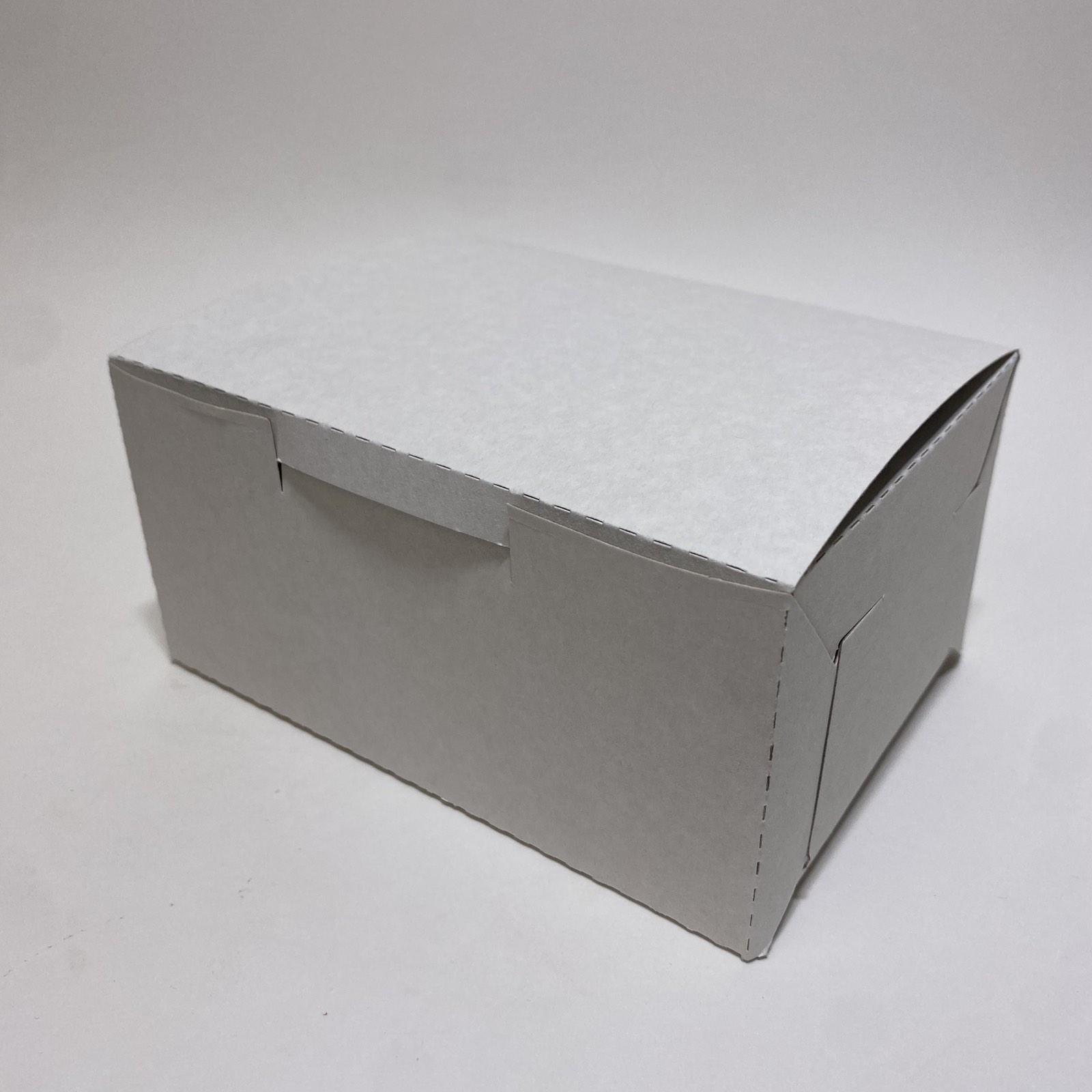 Упаковка для десертов 150х110х75мм, самосборная белая BOX 150-W, 200 штук/упак.