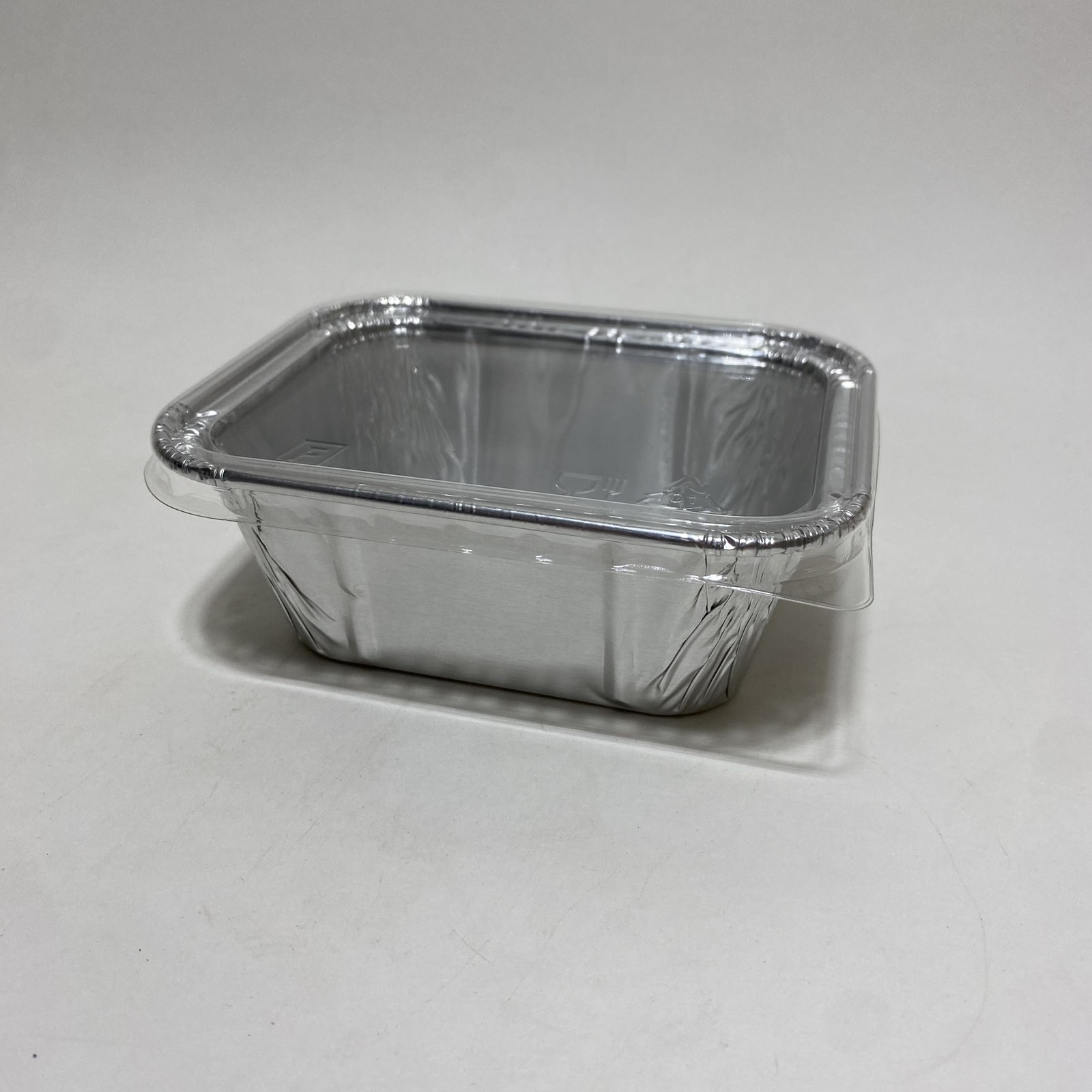 Контейнер алюминиевый  с пластиковой крышкой R136G , (500 штук/упак)