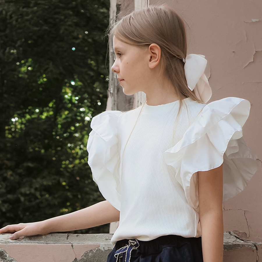 Топ GIGI WHITE