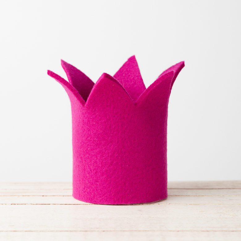 Праздничная корона розовая