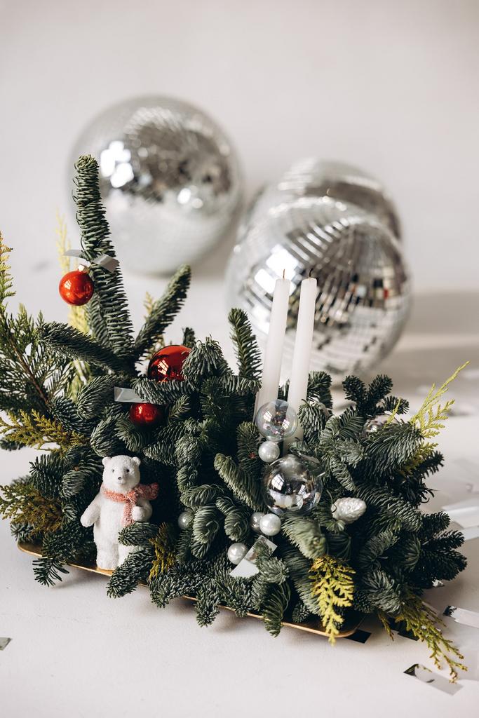 КОМПОЗИЦИЯ НА СТОЛ (со свечой)