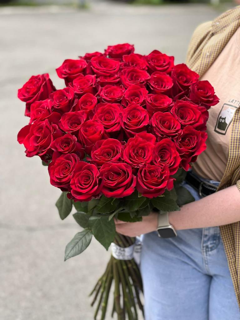 БУКЕТ ИЗ РОЗ (Explorer / Nina / Hearts)