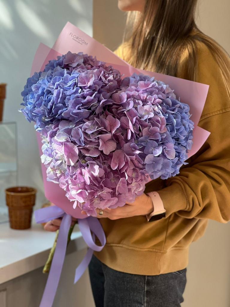 БУКЕТ ИЗ ГОРТЕНЗИИ (КИТАЙ)