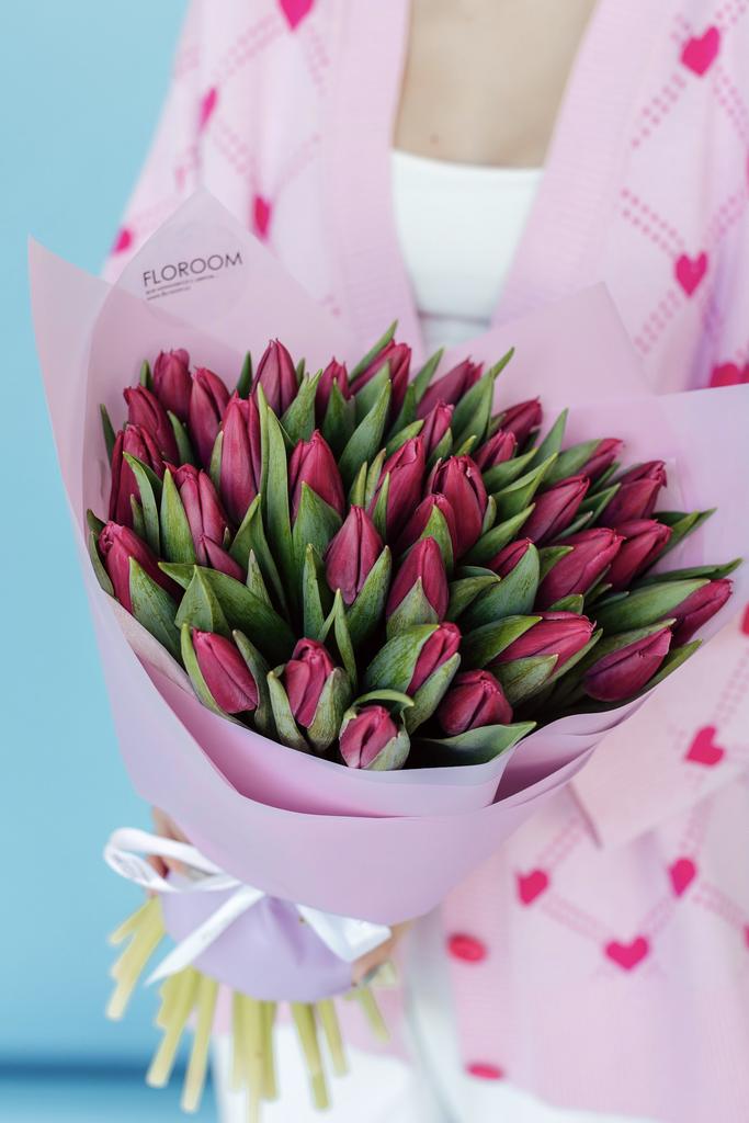 БУКЕТ ИЗ ТЮЛЬПАНА (малиновый)