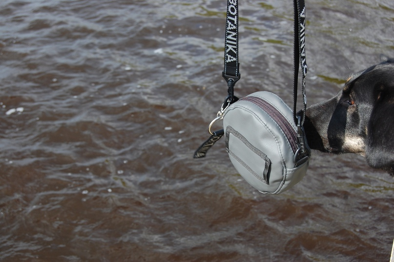 Круглая сумка с 2 ремнями Sobotanika