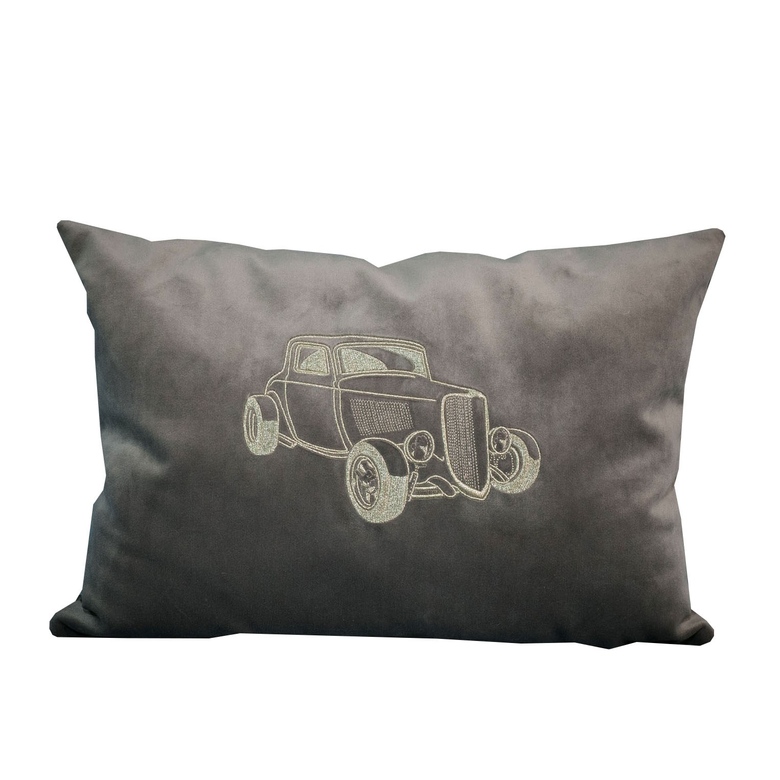 Декоративная подушка с вышивкой "Машинка"