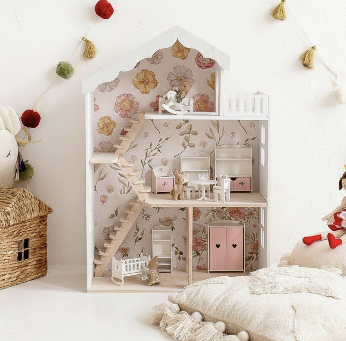 Домик кукольный "WHITE"