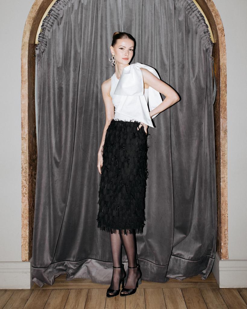 Юбка миди пушистая с бантиками