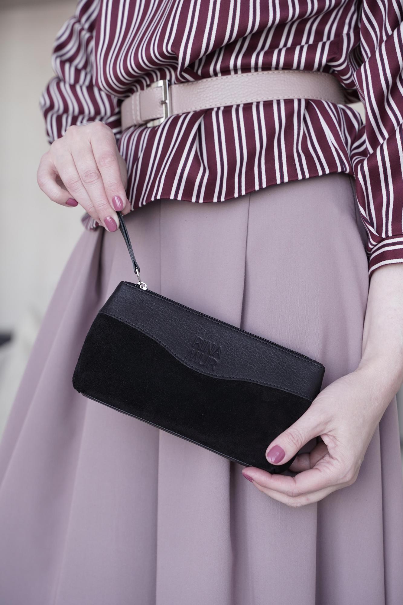 Косметичка размер M черная замша+гладкая кожа