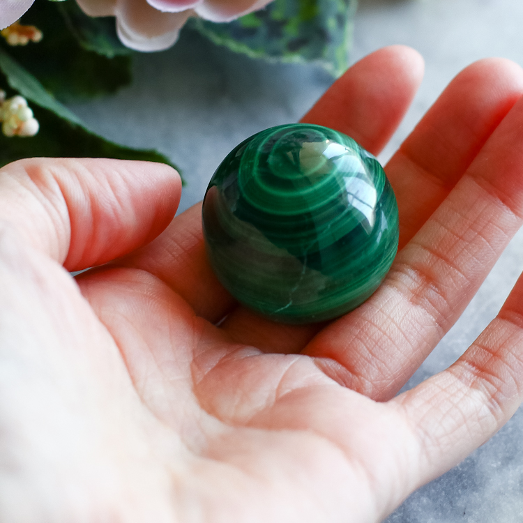 Шар из малахита