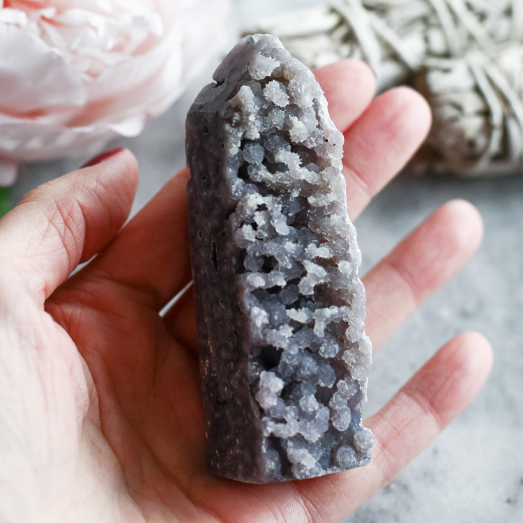 Кристалл-генератор из виноградного аметиста ("виноградный халцедон")