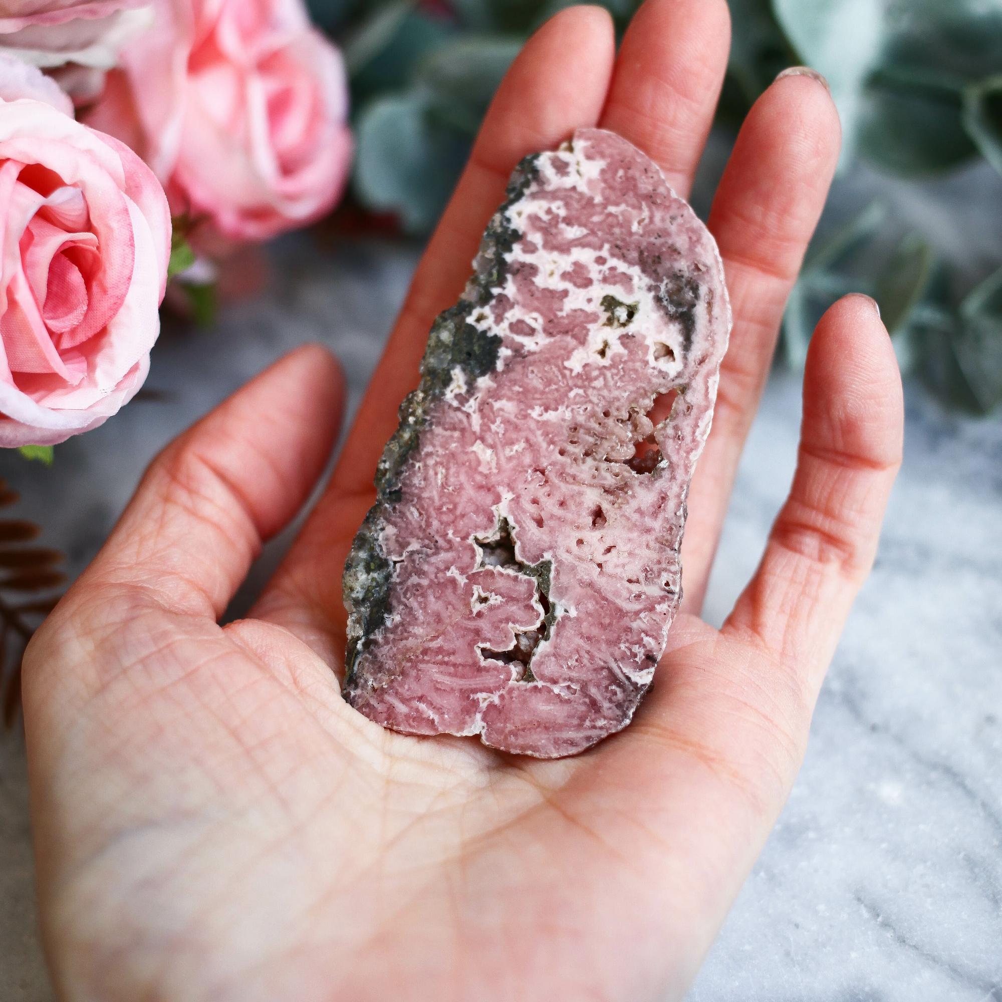 Срез родохрозита