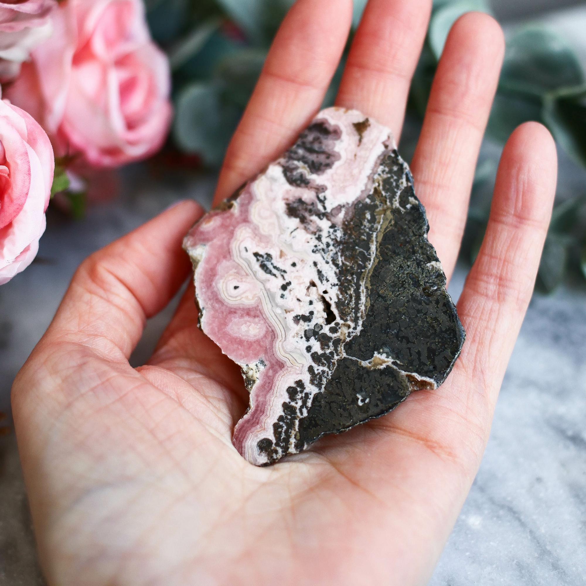 Срез родохрозита