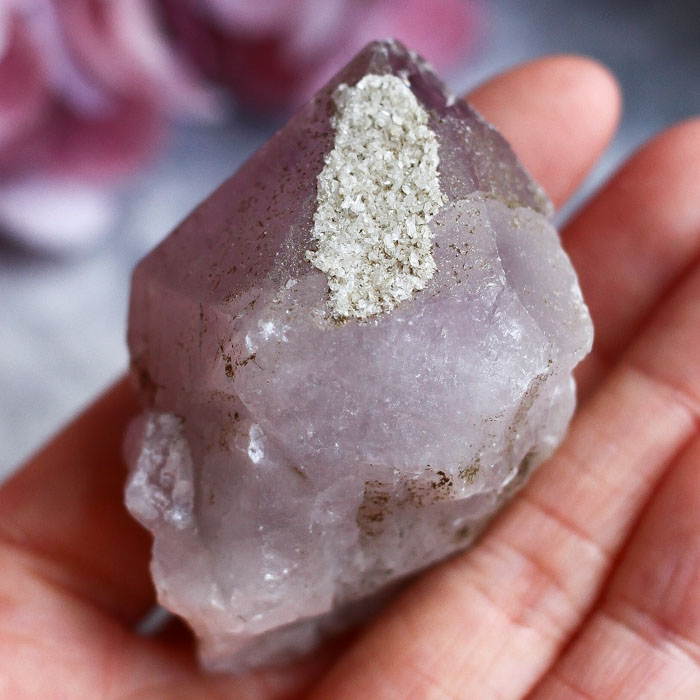 Кристалл дальнегорского аметиста