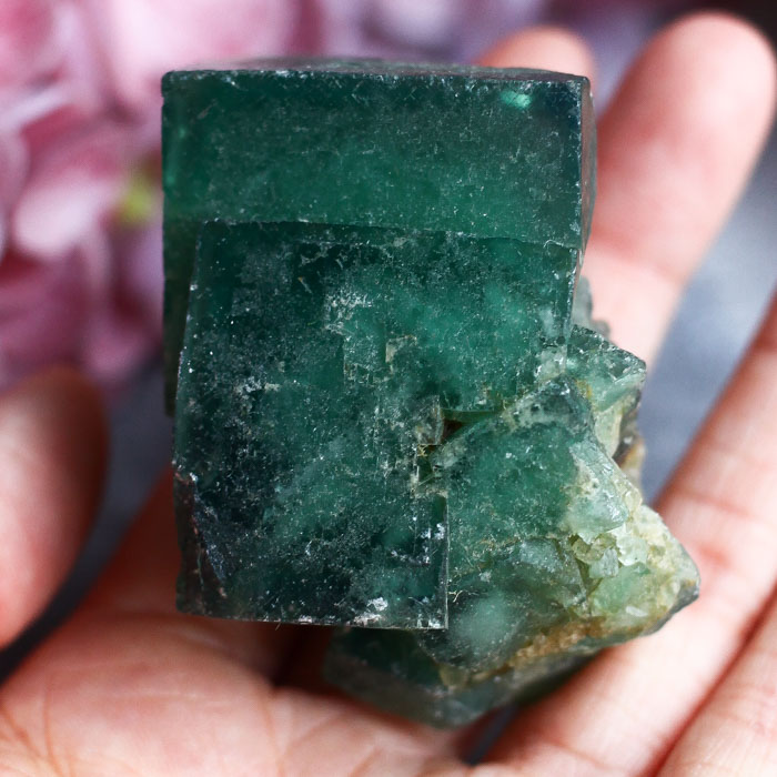 Флюорит кристаллический (сросток кристаллов)