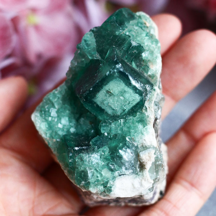 Флюорит кристаллический (сросток кристаллов)