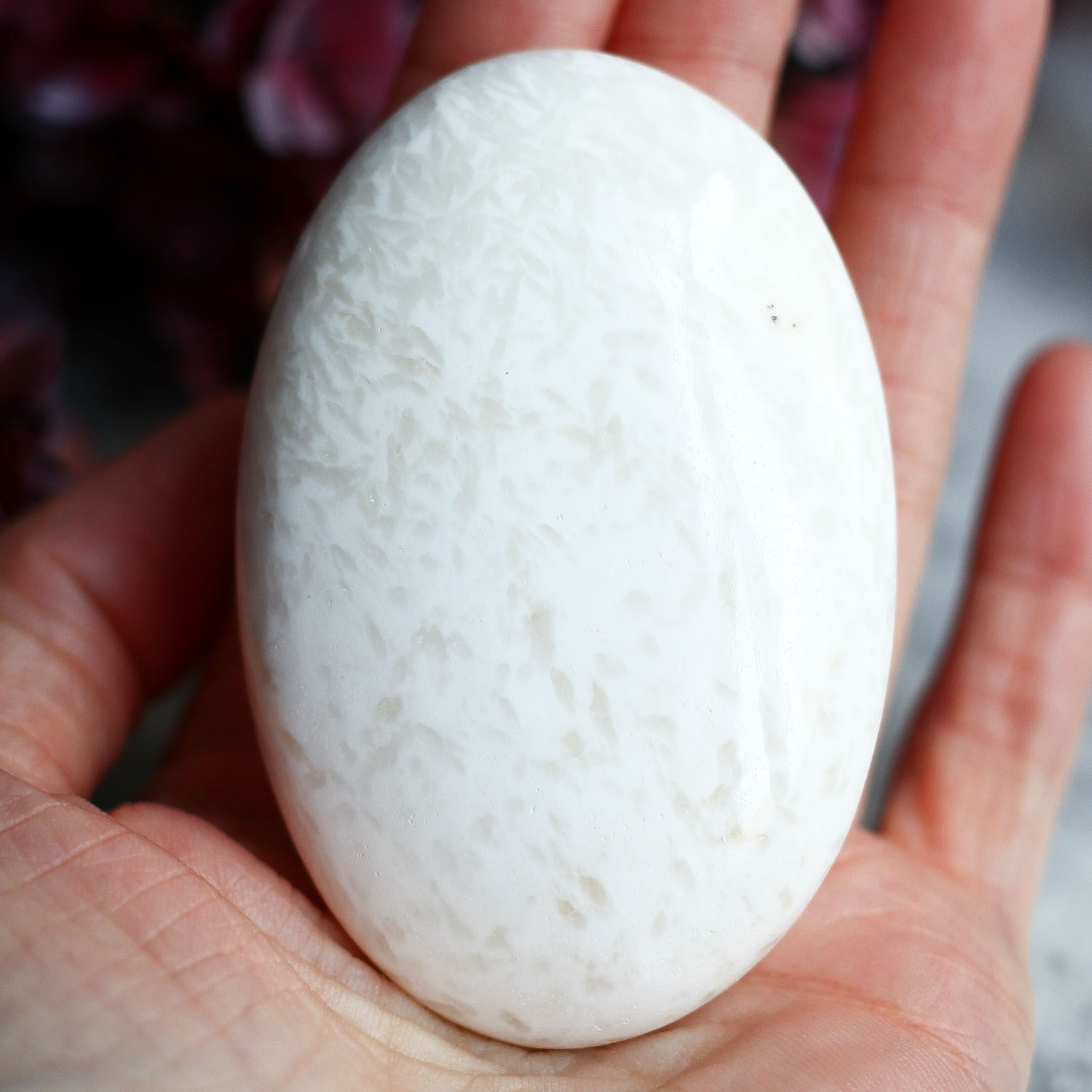 Сколецит в форме гальки