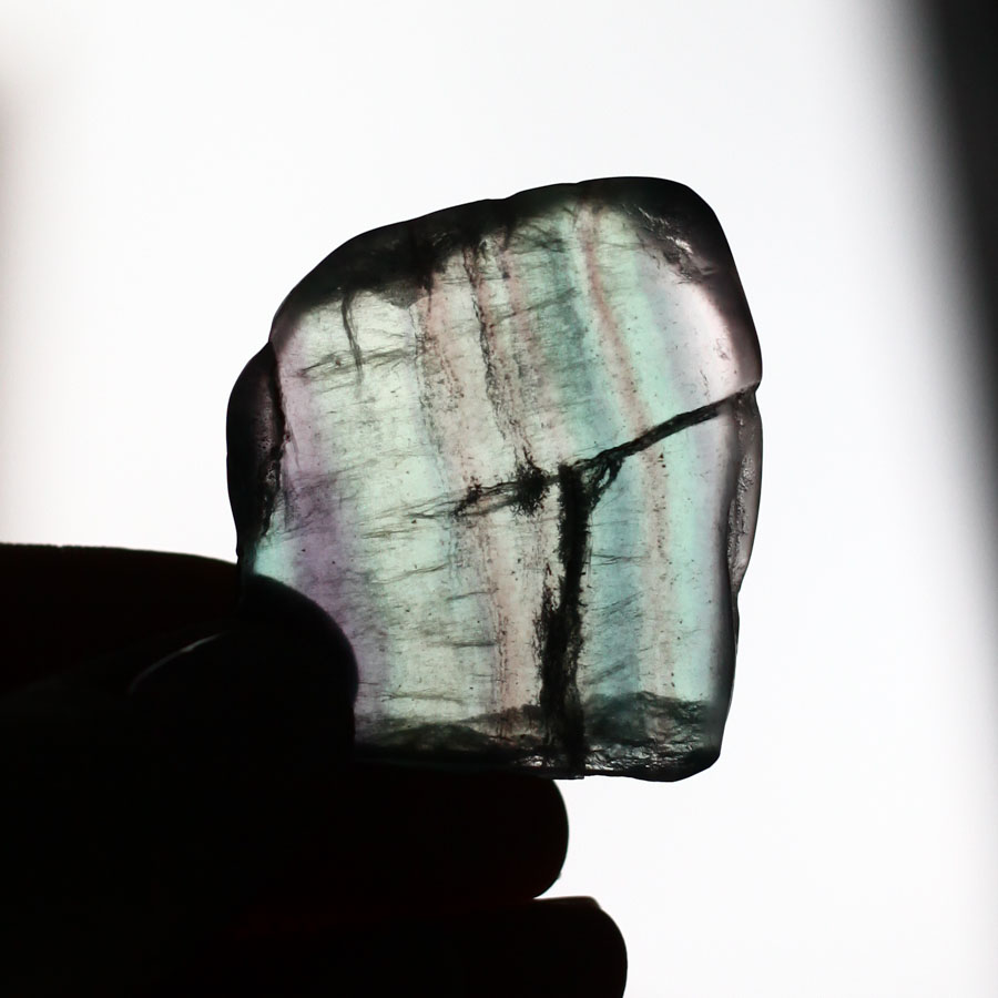 Срез флюорита