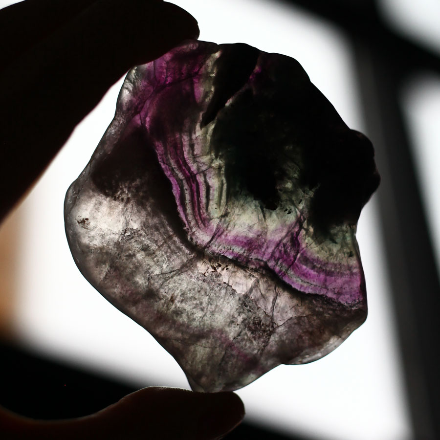 Срез флюорита