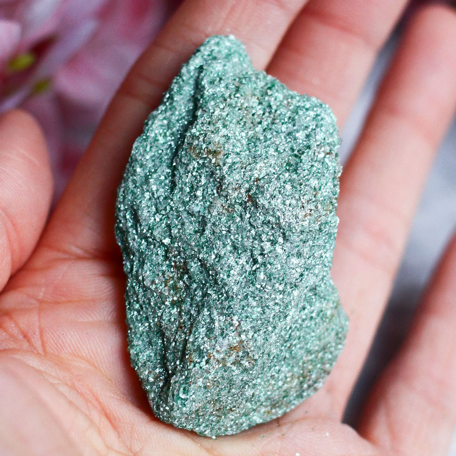 Фуксит необработанный