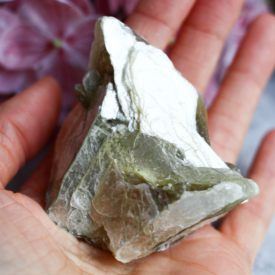 Мусковит (сросток кристаллов)