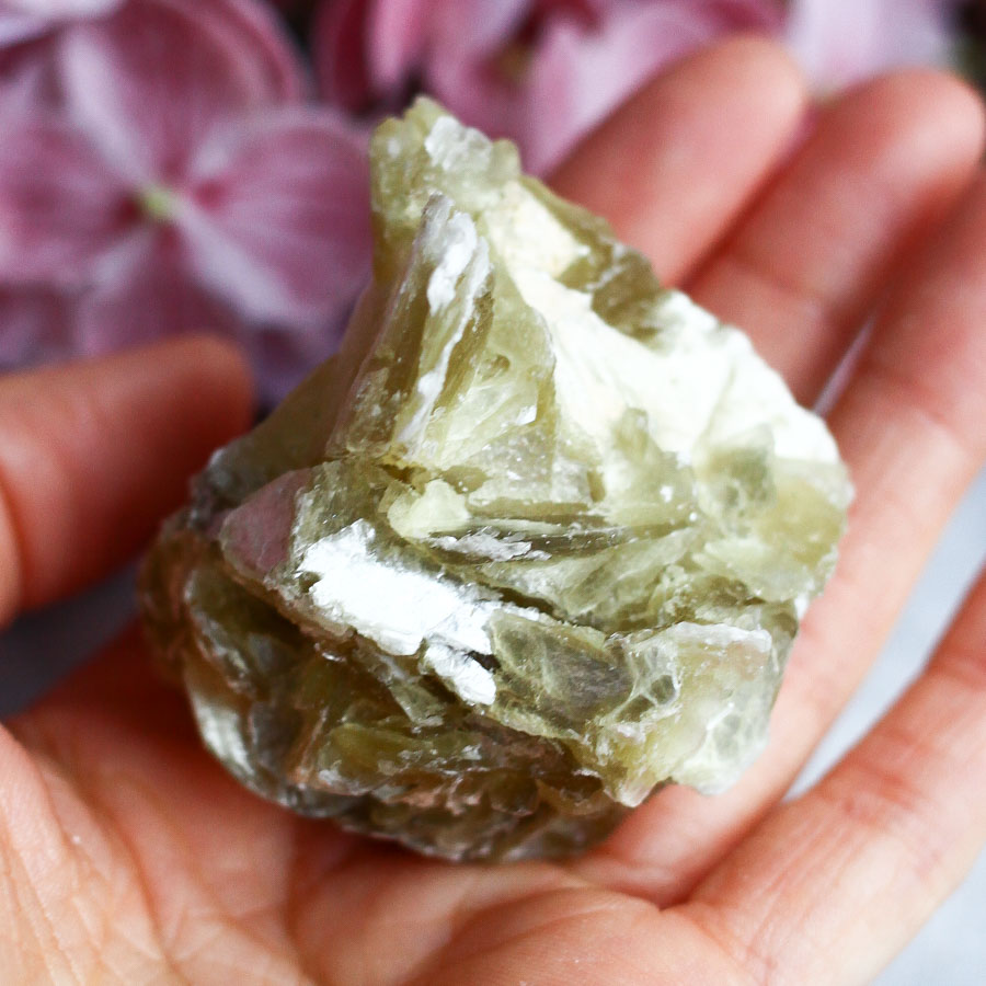 Мусковит (сросток кристаллов)