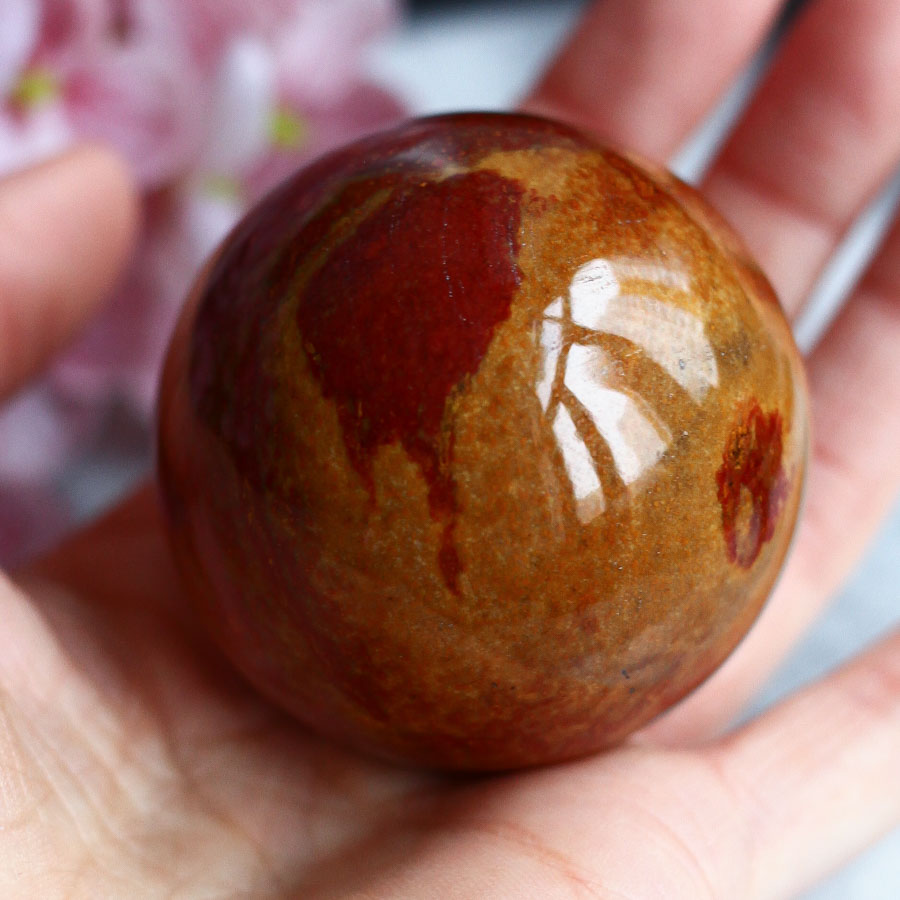 Мукаит в форме шара