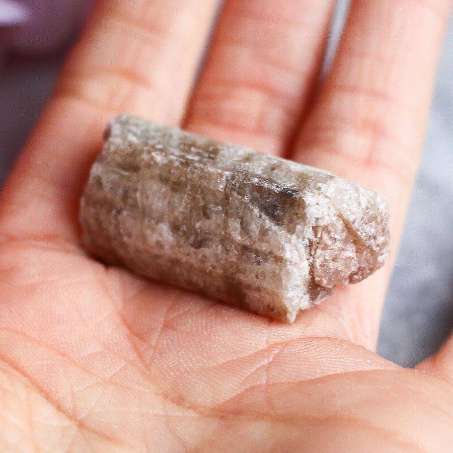 Арбузный турмалин необработанный