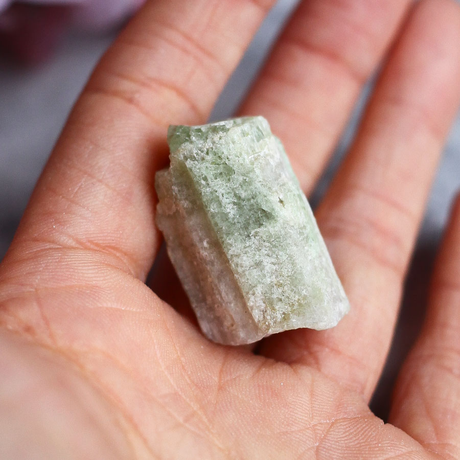 Арбузный турмалин необработанный