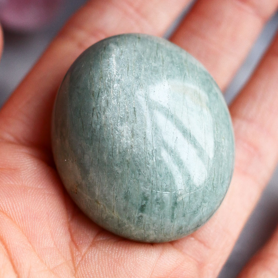 Амазонит в форме гальки