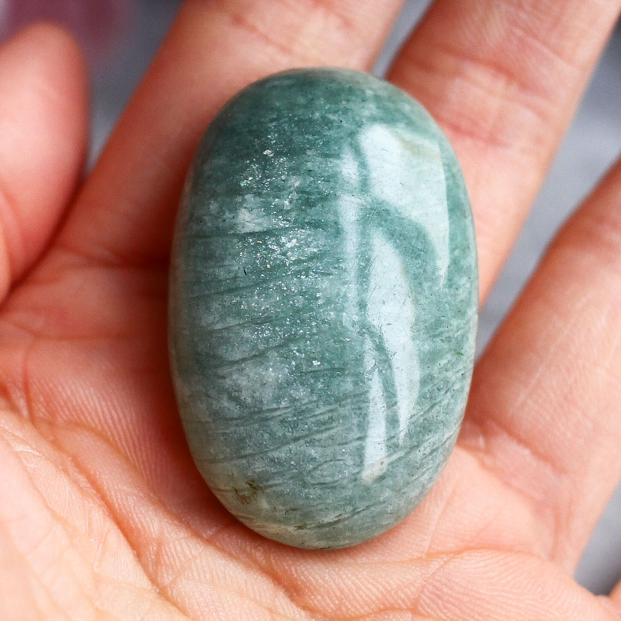 Амазонит в форме гальки