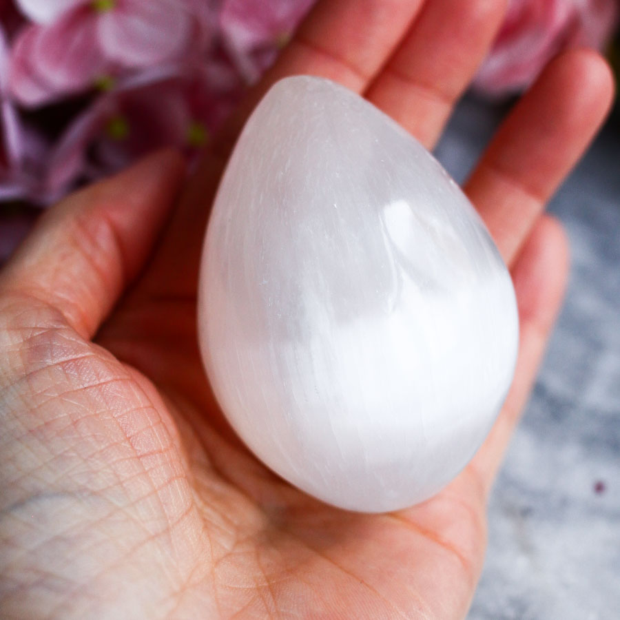 Селенит в форме яйца