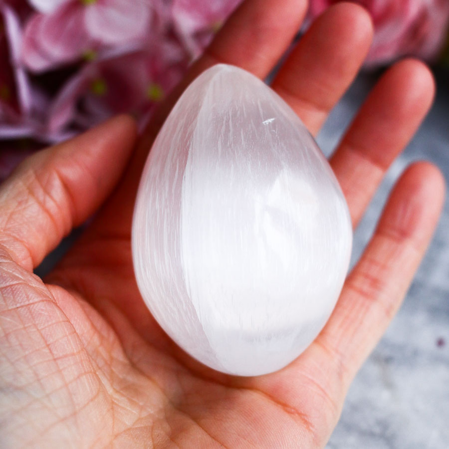 Селенит в форме яйца
