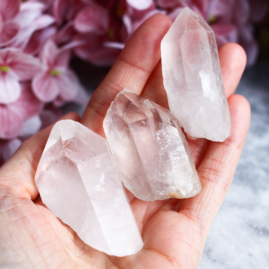 Набор из трех кристаллов горного хрусталя