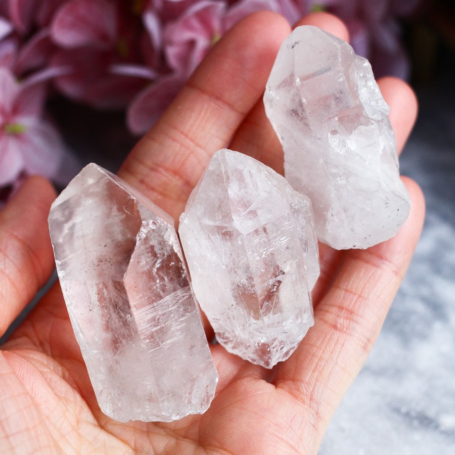 Набор из трех кристаллов горного хрусталя