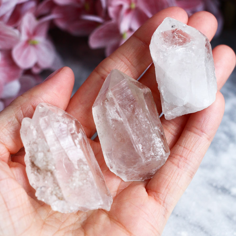 Набор из трех кристаллов горного хрусталя