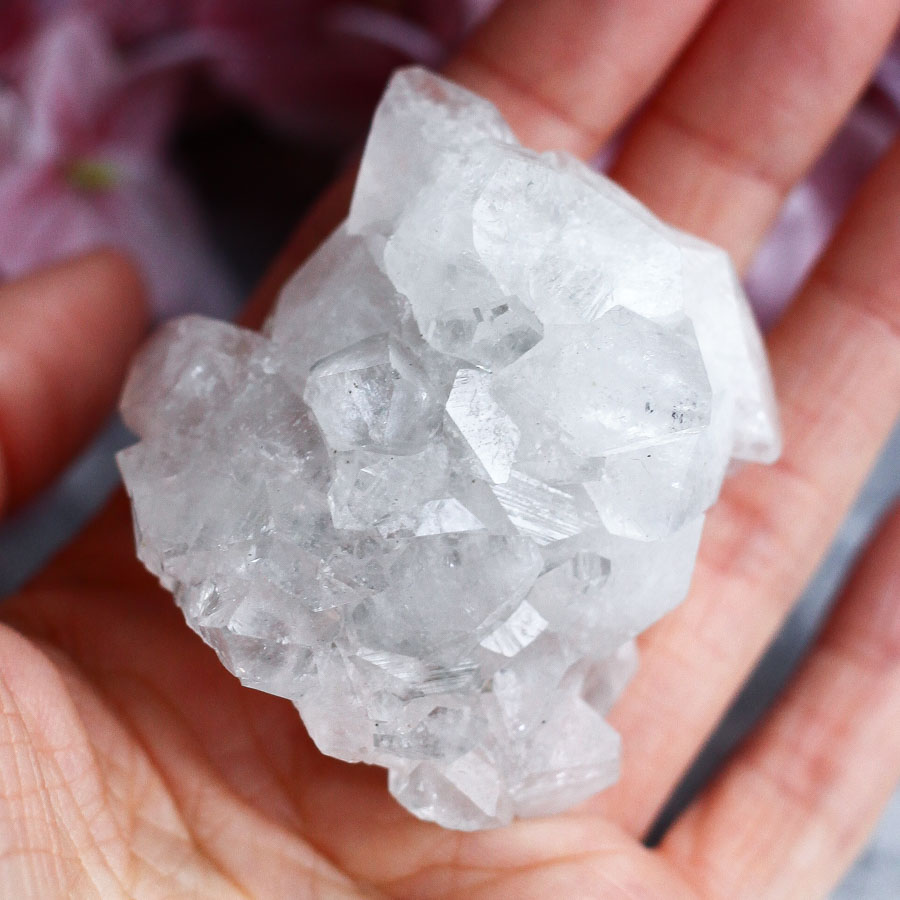 Апофиллит (сросток кристаллов)