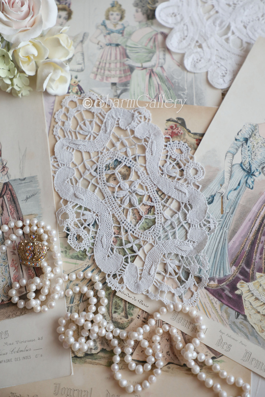 Антикварная, немецкая, кружевная салфетка цвета экрю. №5.