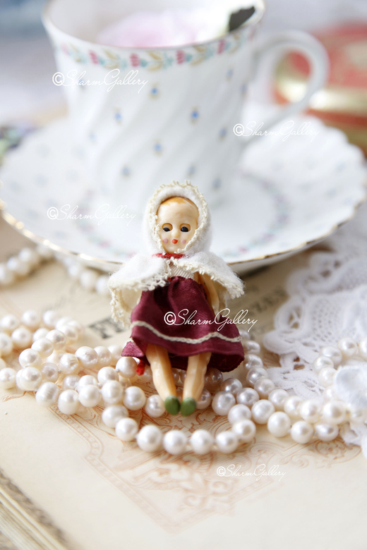 Миниатюрная куколка - пупсик, девочка, винтаж ГДР.