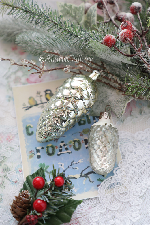 Набор елочных игрушек "Шишки", №164. СССР. 2шт.