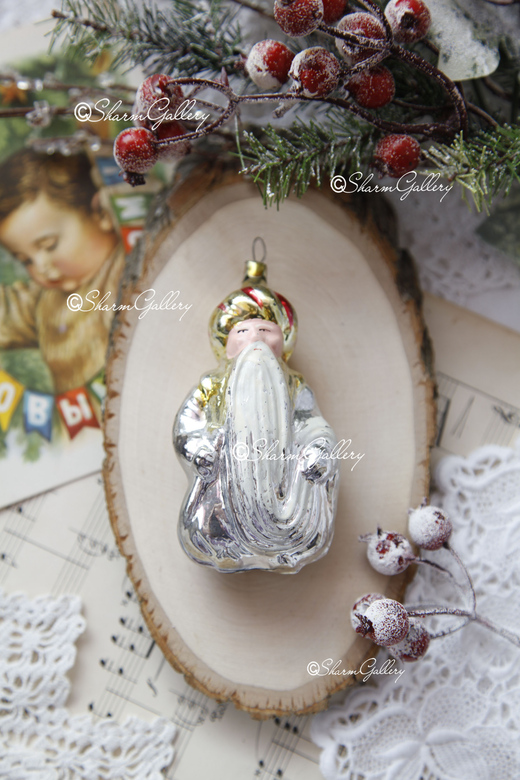 Старик Хоттабыч. Елочная игрушка, стекло, СССР.