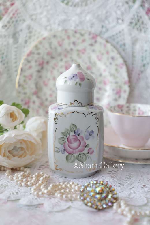 Чайница "Роза", фарфор роспись, ф-ка Гарднер в Вербилках.