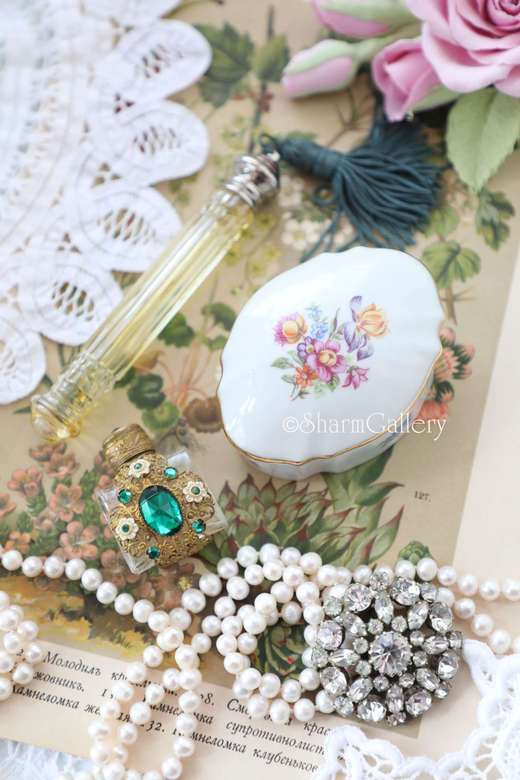 Фарфоровая шкатулка "Цветы", Германия. Винтаж