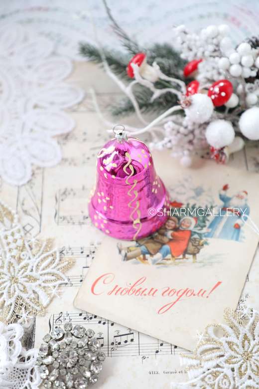 Колокольчик большой ярко - розовый №10. Елочная игрушка, стекло, СССР.